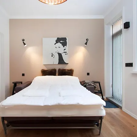 Astro Hverfisgata Appartement *